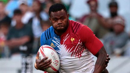 Virimi Vakatawa est le leader de l'équipe de France de rugby à VII... ses racines fijiennes n'y sont pas pour rien. 