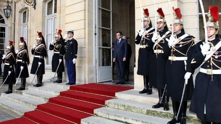 Le Premier ministre, François Fillon a remis la démission de son gouvernement, le 10 mai 2012. (AFP - Jacques Demarthon)