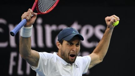 Aslan Karatsev lors de sa victoire face Diego Schwartzman. (PAUL CROCK / AFP)