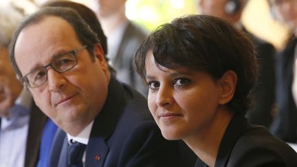 Fran&ccedil;ois Hollande et&nbsp;Najat Vallaud-Belkacem, le 17 mars 2015, &agrave; Paris. (CHARLES PLATIAU / AFP)