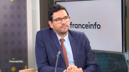 Sébastien Soriano, président de l'Arcep, invité de franceinfo jeudi 19 novembre 2020. (FRANCEINFO / RADIO FRANCE)