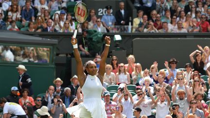 Serena Williams à l'aise à Wimbledon  (GLYN KIRK / AFP)