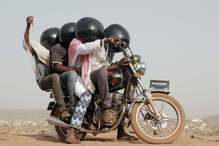 Aboubacar Traoré, "Inch' Allah", 2015, Dakar, Sénégal, collection de l'artiste
 (Aboubacar Traore--INCHALLAH--2015_8581)