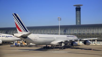 La&nbsp;nouvelle compagnie d'Air France&nbsp;devrait démarrer à l'été 2018 pour répondre à la concurrence des compagnies du Golfe sur son réseau long-courrier.&nbsp; (PASCAL DELOCHE / AFP)