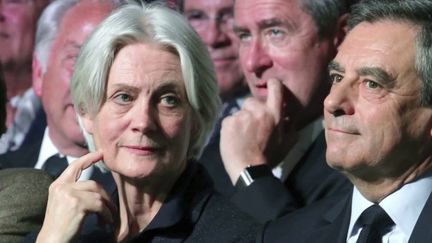 Emplois fictifs : François Fillon définitivement jugé coupable (franceinfo)