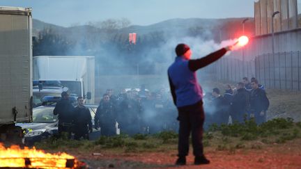 Prisons : la révolte des surveillants continue