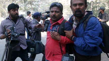 Asif Hassan, photographe &agrave; l'AFP, gri&egrave;vement bless&eacute; &agrave; Karachi (SABIR MAZHAR / ANADOLU AGENCY / AFP)