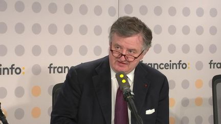 Augustin de Romanet, PDG du groupe Aéroports de Paris, invité sur franceinfo mercredi 24 avril. (FRANCEINFO / RADIOFRANCE)