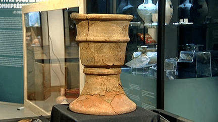 Exposition "Vous n'en croirez pas vos Dieux" à l'office de tourisme Chartres raconte la célébration des rites religieux à l'époque gallo-romaine
 (France 3 / Culturebox)