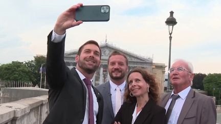 Assemblée nationale : les nouveaux visages du Rassemblement national font leur entrée dans l'hémicycle