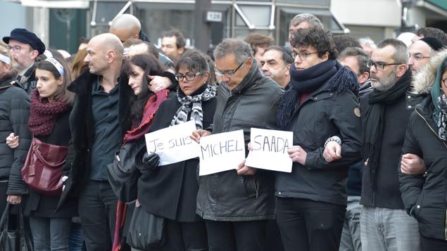 &nbsp; (En tête du cortège, les proches, les familles des victimes et les rescapés de Charlie Hebdo, ici la famille de Michel Saada mort à l'épicerie casher © RFI / Edmond Sadaka)