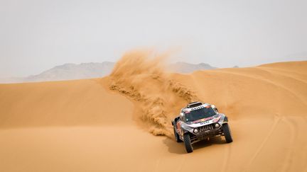 Stéphane Peterhansel sacré pour la 14e fois sur le Dakar  (FREDERIC LE FLOC H / DPPI MEDIA)