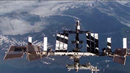 Espace : la Station spatiale internationale fête ses 25 ans (franceinfo)