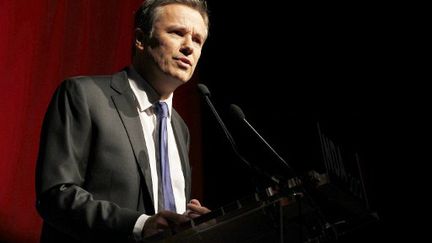 Le leader du parti "Debout la République", Nicolas Dupont-Aignan lors du congrès de son parti en novembre 2010 à Paris (AFP PHOTO FRANCOIS GUILLOT)