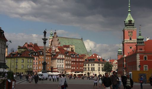 Dans la vieille ville de Varsovie, secteur entièrement détruit par les nazis pendant la Première guerre mondiale et reconstruit après le conflit, le 14 septembre 2011 (REUTERS - Kacper Pempe)