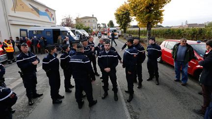 &nbsp; (L'accident s'est produit à Puisseguin dans un virage connu pour sa dangerosité © REUTERS/Regis Duvignau)