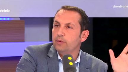 Sébastien Chenu, député du Nord&nbsp;et porte-parole du&nbsp;Front national, était l'invité de "Tout est politique" mardi 8 mai sur franceinfo. (FRANCEINFO)