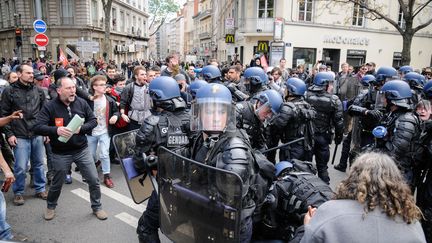 Loi Travail : la mobilisation parisienne marquée par des violences