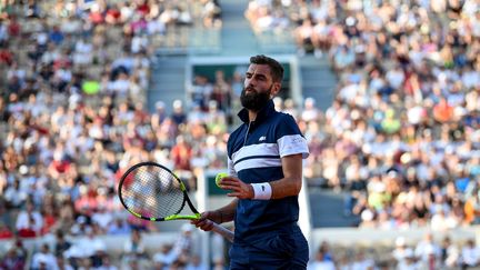 Benoît Paire&nbsp;lors de son 8e de finale face à Kei Nishikori, le 2 juin 2019. (ANNE-CHRISTINE POUJOULAT / AFP)