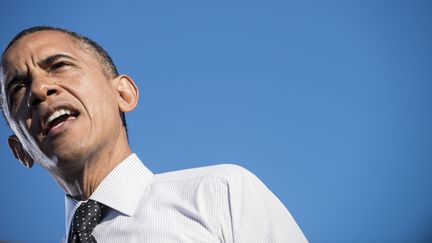 Barack Obama lors d'un discours &agrave; Columbus (Ohio), le 9 octobre 2012. (BRENDAN SMIALOWSKI / AFP)