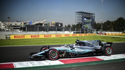 Valtteri Bottas (Mercedes) sur le tracé de Mexico (RONALDO SCHEMIDT / AFP)