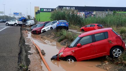 Les indations dans la région de Paiporta en Espagne. (JOSE JORDAN / AFP)