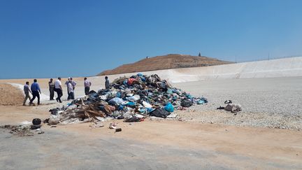 Mis en service&nbsp;en juillet 2019, le&nbsp;centre de Foukhari, financé à moitié par l’Agence française de développement, devait faire passer la moitié de la bande de Gaza aux normes internationales en matière de traitement des déchets. (ETIENNE MONIN / FRANCE-INFO)