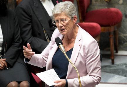 La ministre de la Santé Geneviève Darrieussecq à l'Assemblée nationale à Paris, le 29 octobre 2024. (BERTRAND GUAY / AFP)