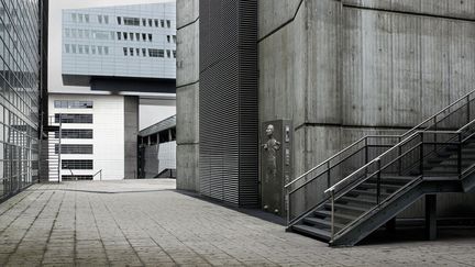 Carbonite, Lille &amp; surrounding wastelands, 2007. (CEDRIC DELSAUX / EDITIONS XAVIER BARRAL)