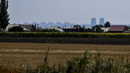 La centrale nucléaire de Zaporijjia, en Ukraine, le 21 juillet 2023. (ERCIN ERTURK / ANADOLU AGENCY / AFP)