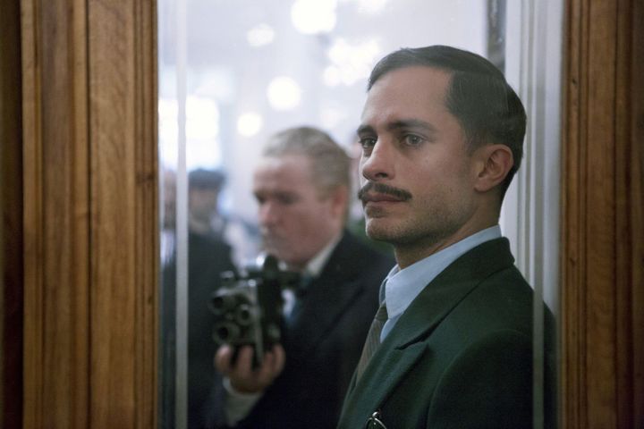 Gael García Bernal dans "Neruda" de Pablo Larraín
 (Piffl Medien)