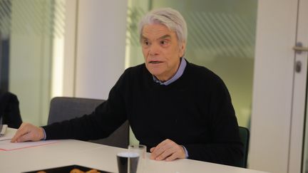 L'homme d'affaire Bernard Tapie lors d'une interview au siège du "Parisien", à Paris, le 30 janvier 2020. (MAXPPP)