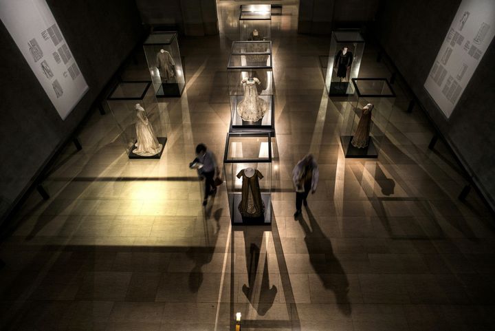 Dans une des salles du Musée des tissus de Lyon en 2016.
 (JEFF PACHOUD / AFP)