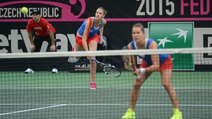 Karolina Pliskova et Barbora Zahlavova Strycova (République Tchèque) (MICHAL CIZEK / AFP)