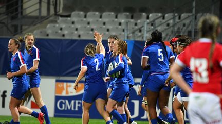 Le XV de France féminin lors de son match face aux Galloises, le 3 avril 2022, à Vannes (Morbihan).&nbsp; (MAXPPP)