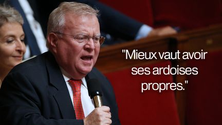 Dans Libération, le 6 mars 2015, Jacques Myard répond à Nicolas Sarkozy qu'avant de critiquer il vaut mieux&nbsp;faire le ménage devant sa porte. (KENZO TRIBOUILLARD / AFP)