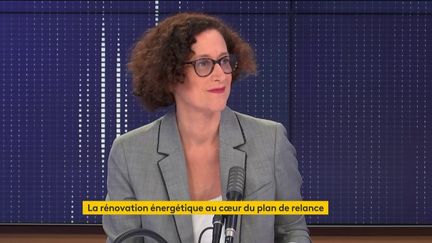 Emmanuelle Wargon, ministre déléguée auprès de la ministre de la Transition écologique, chargée du Logement, samedi 5 septembre sur franceinfo. (FRANCEINFO / RADIOFRANCE)