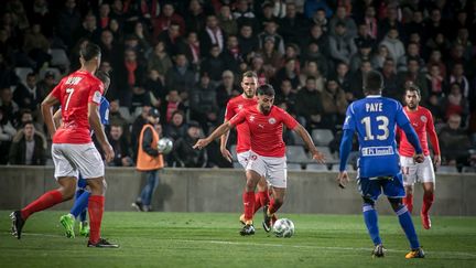 Auteur d'un doublé, le Nîmois Bozok a permis à son équipe de se hisser à la 2e place du classement de L2