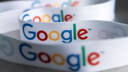 La législation oblige désormais les agrégateurs d'informations, comme Google Actualités, à rémunérer les éditeurs de presse pour&nbsp;l'utilisation de&nbsp;leurs contenus. (BERND VON JUTRCZENKA / DPA / AFP)