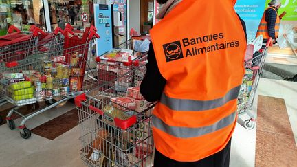 Les collectes des Banques alimentaires sont restées stables en 2023, selon les premiers résultats (photo d'illustration). (CÉLINE LOIZEAU / RADIO FRANCE)