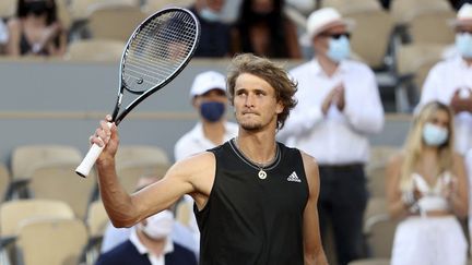 Alexander Zverev après sa victoire en quarts de finale de Roland-Garros, le 8 juin 2021. (JEAN CATUFFE / JEAN CATUFFE)