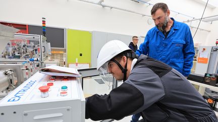 Une fin d'année à la carte pour les Terminales en lycée professionnel. Photo d'illustration. (FRED HASLIN / MAXPPP)