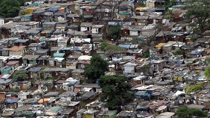 Bidonville &agrave; Durban ( Afrique du Sud) 21 d&eacute;cembre 2005 (GIANLUIGI GUERCIA / AFP)