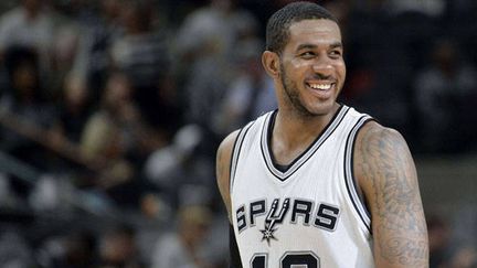 Le joueur des Spurs, LaMarcus Aldridge