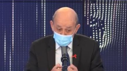 Jean-Yves Le Drian, ministre de l'Europe et des Affaires étrangères, sur franceinfo vendredi 26 mars 2021. (FRANCEINFO / RADIOFRANCE)