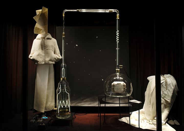 Exposition "Le petit théâtre de la démesure. Les vitrines d'Antoine Platteau pour la maison Hermès". Vitrines 2015
 (Colombe Clier )