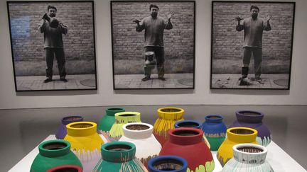 "Vases colorés"  Ai Weiwei 
 (ROBERT MACPHERSON / AFP)