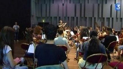 L&#039;Orchestre des Jeunes de la Méditerranée au festival d&#039;Aix-en-Provence
 (Culturebox)