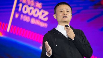 Jack Ma, 54 ans, va prendre sa retraite et laisser sa place à la tête d'Alibaba,&nbsp;géant chinois de la vente en ligne. (STR / AFP)