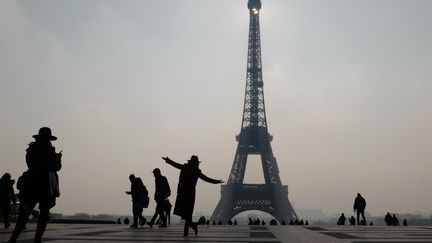 La Tour Eiffel à Paris, le 21 février 2018. (LUDOVIC MARIN / AFP)